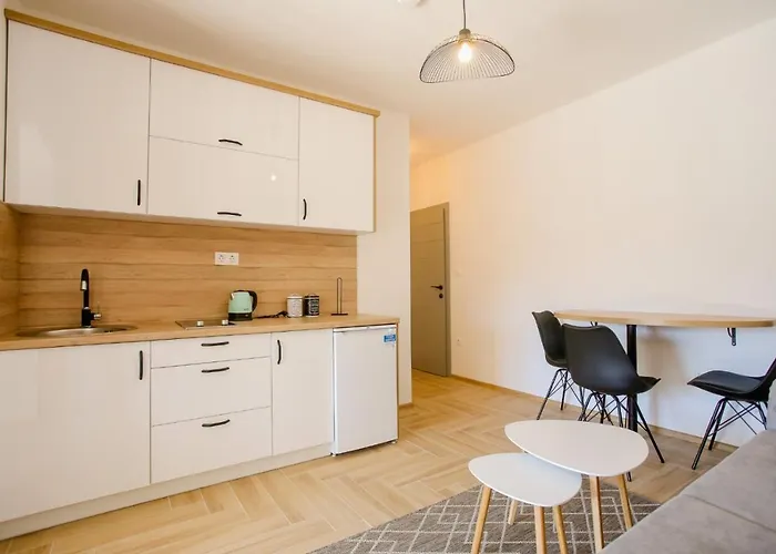 Appartement & Arch *